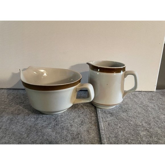 Sand Script | Dining | Vintage Sand Script Stoneware Creamer And Gravy ...